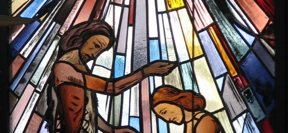 Kirche Bernloch Fenster Taufe Jesu
